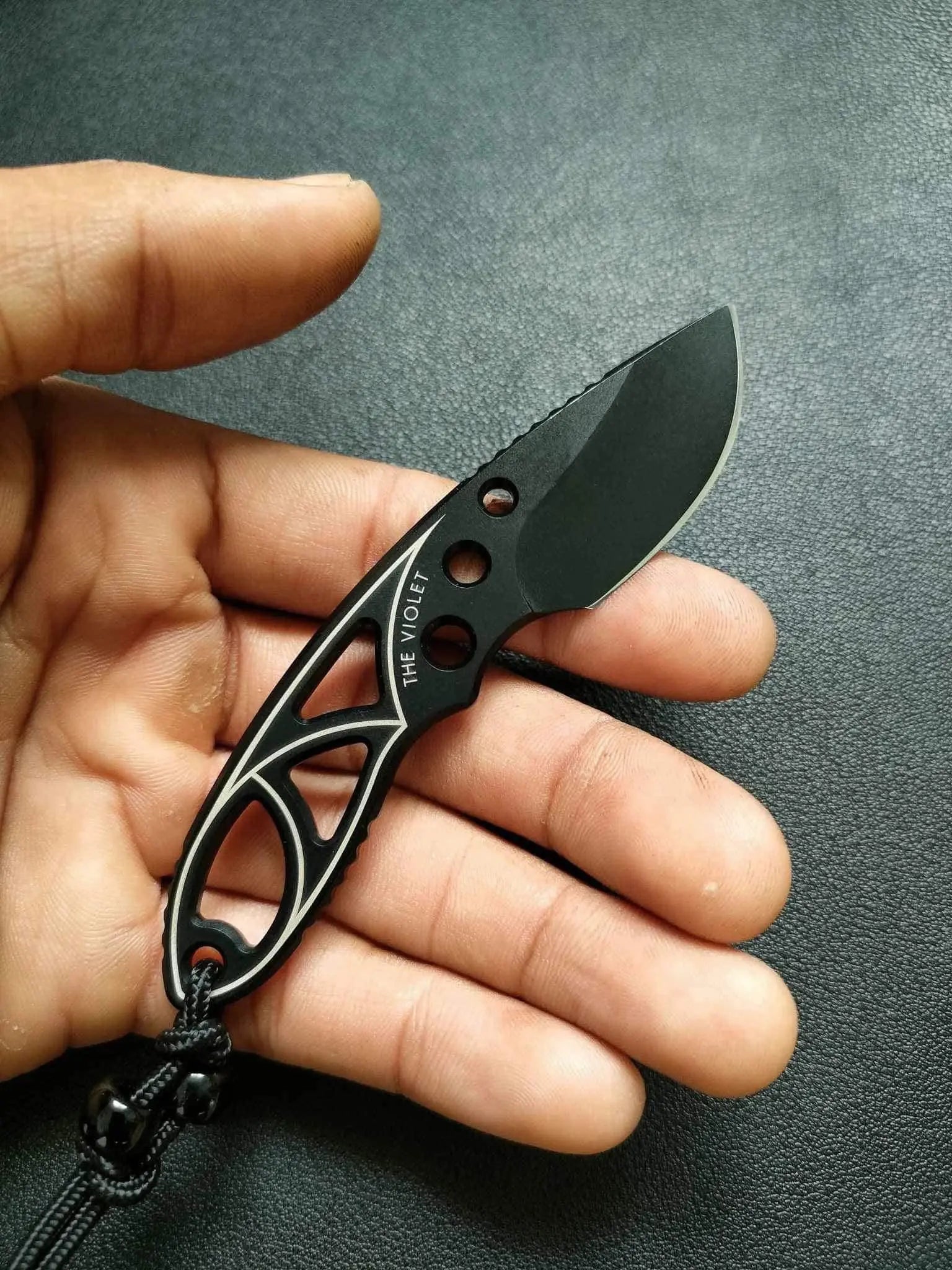SRM The Violet Neck Knife