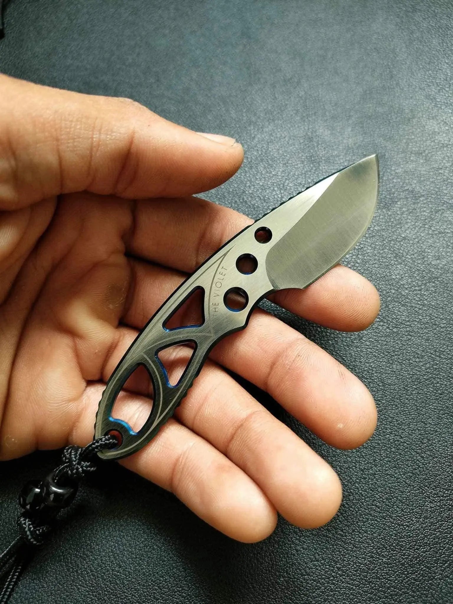 SRM The Violet Neck Knife