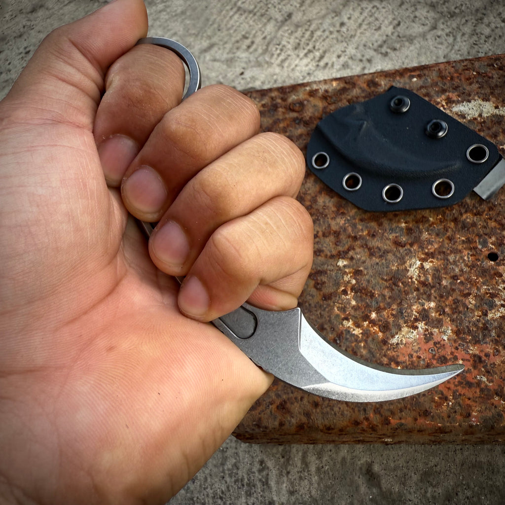Skeletonized Karambit with Sheath